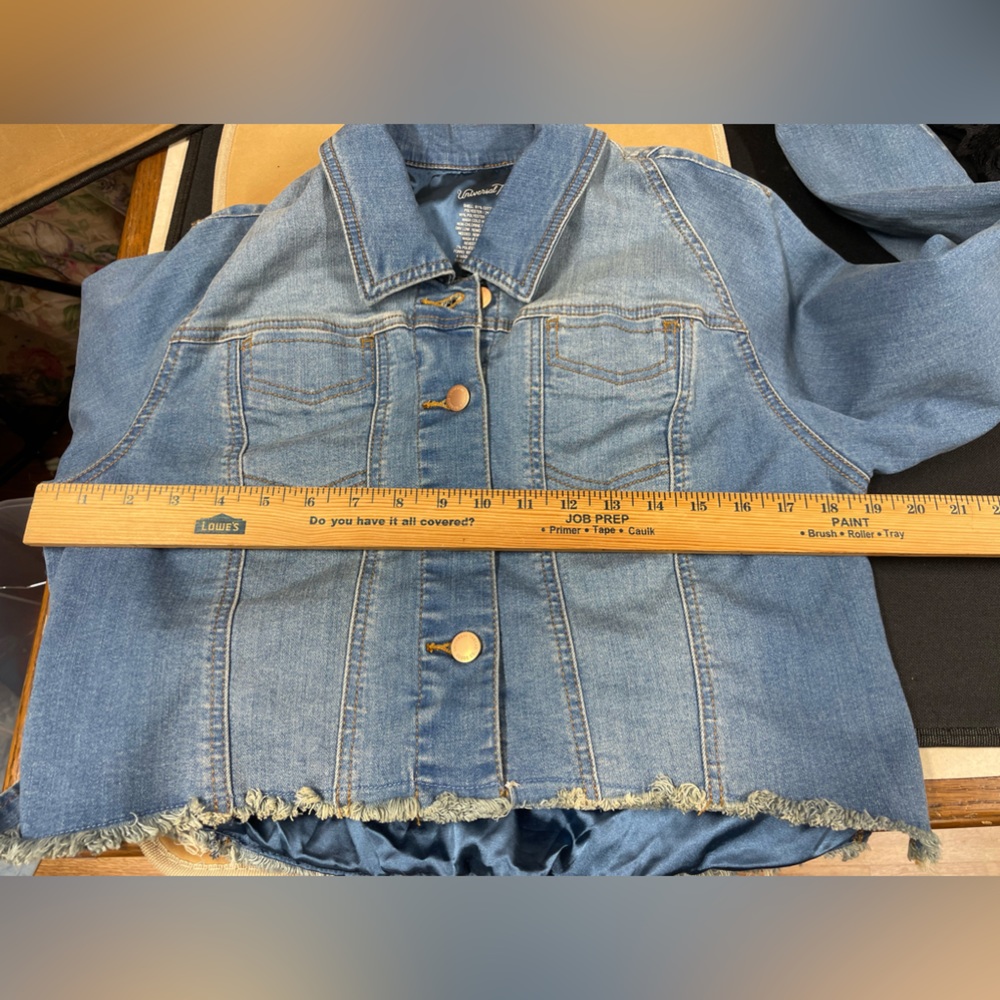 Jean jacket - Picture 11 of 15